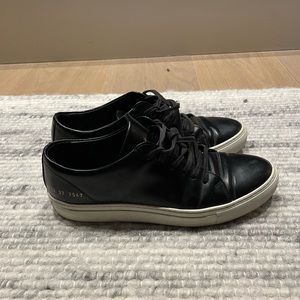 Woman by Common Projects Tournament Low (not authentic)